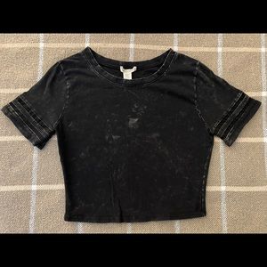 Crop top. Great Condition.